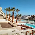 Luxurious 3 Bedroom Apartment In Jardinana Azalea In La Cala De Mijas